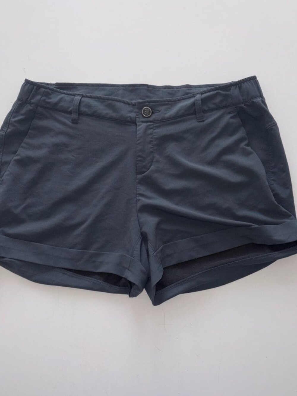Women's Free Fly Apparel Navy Blue Performance Fishing Shorts Outdoor size L